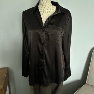 Chic Black Blouse by Pausus